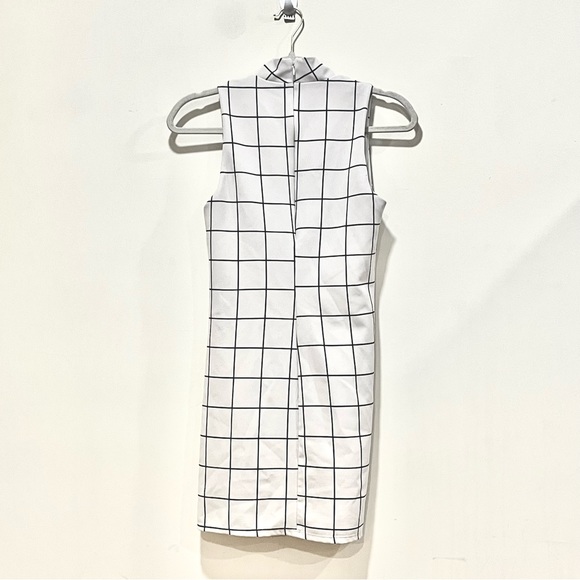 Lulus Grid Print Dress - Picture 2 of 6
